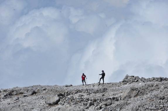 Caminhando na crista do vulcão Tajumulco, a mais de 4.200 metros de altitude, na Guatemala